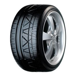 Buy Nitto Invo 275/35 R20 Tyres at PitStopArabia.