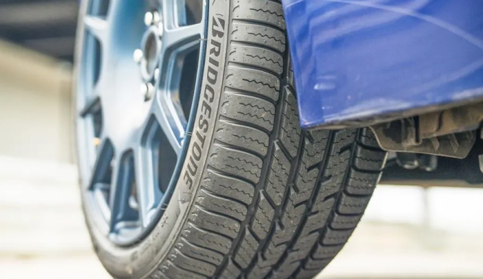 Bridestone Potenza Sport