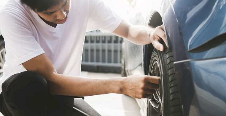 Inspect car tyres